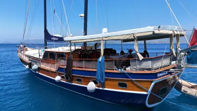Esmeralda 9